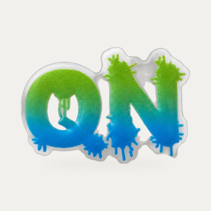 Pin's QN vert et bleu