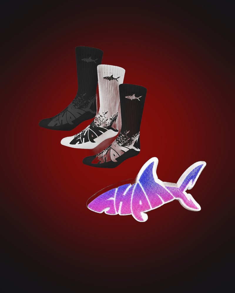 Pin's et chaussettes Sharklife
